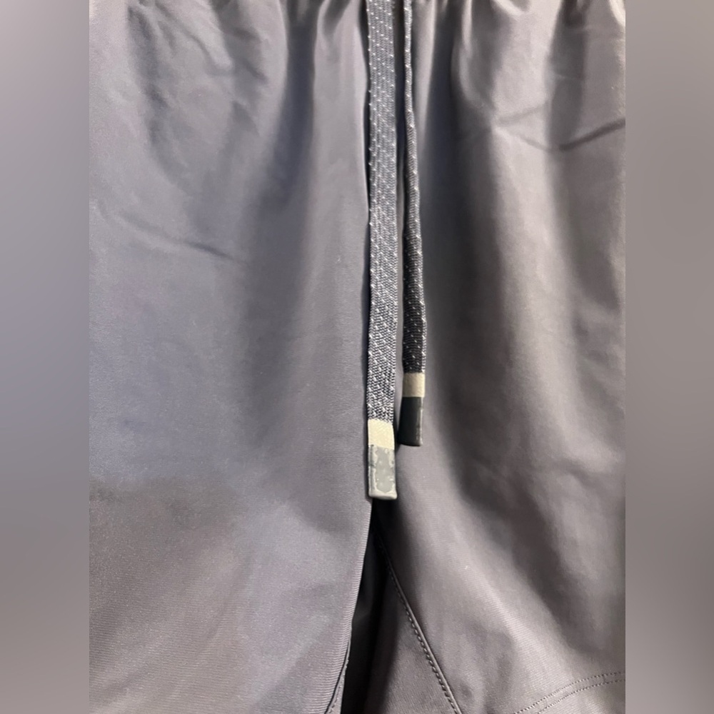 Fabletics The One Short - Picture 7 of 12